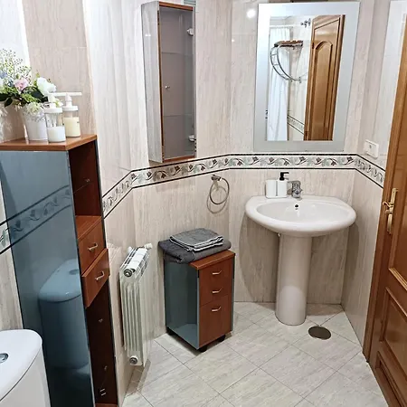 Apartamento Playa, Terraza, Vistas Al Mar, Garaje, Estacion Ave A 5 Min Andando