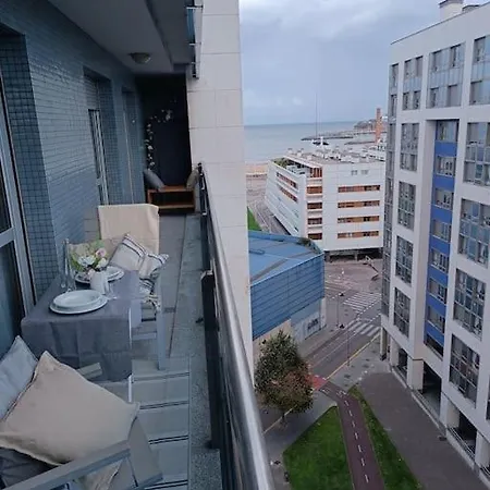 Apartment Playa, Terraza, Vistas Al Mar, Garaje, Estacion Ave A 5 Min Andando Gijon